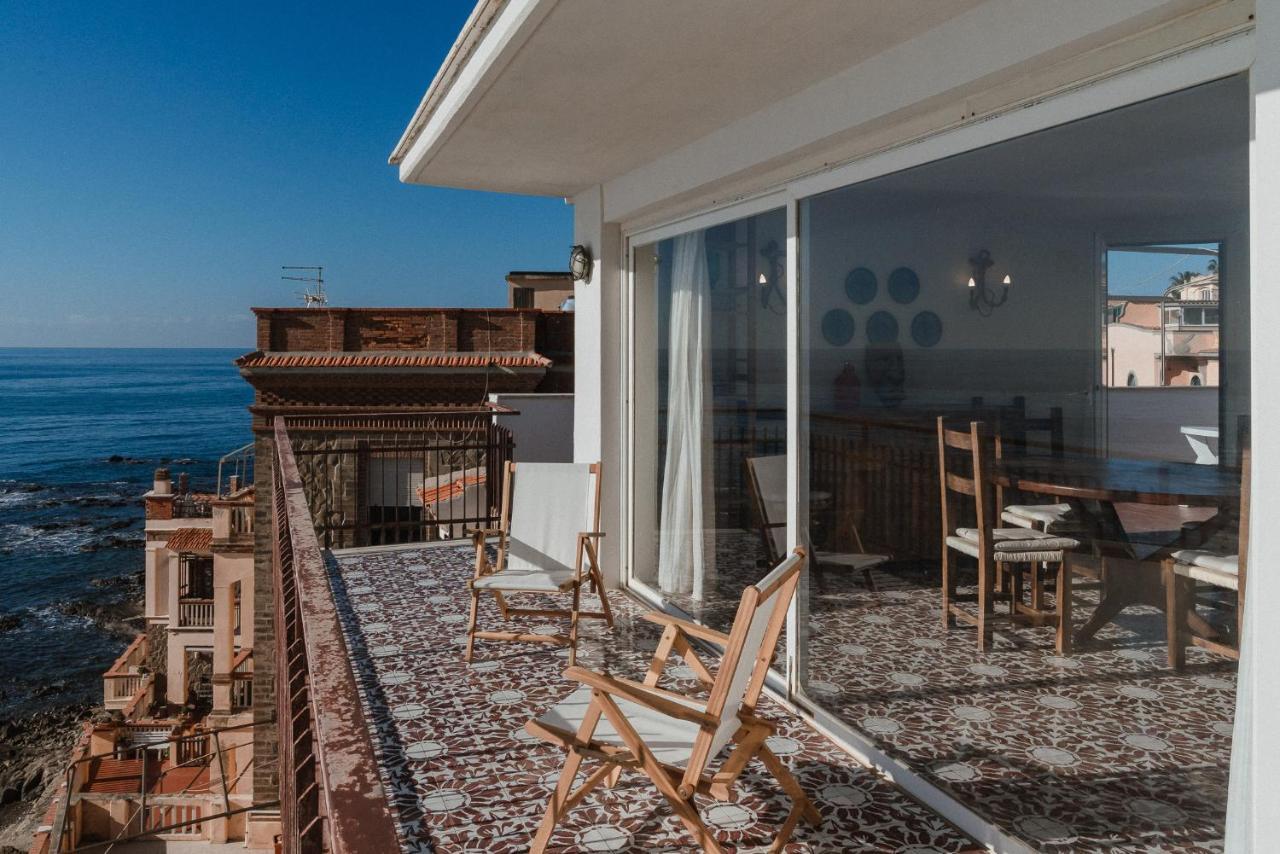 Be Your Home - Appartamento 4 Camere Sul Mare Scesa Al Mare Privata Санта Маринела Екстериор снимка