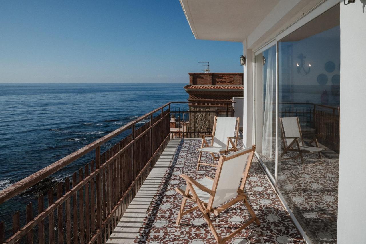 Be Your Home - Appartamento 4 Camere Sul Mare Scesa Al Mare Privata Санта Маринела Екстериор снимка