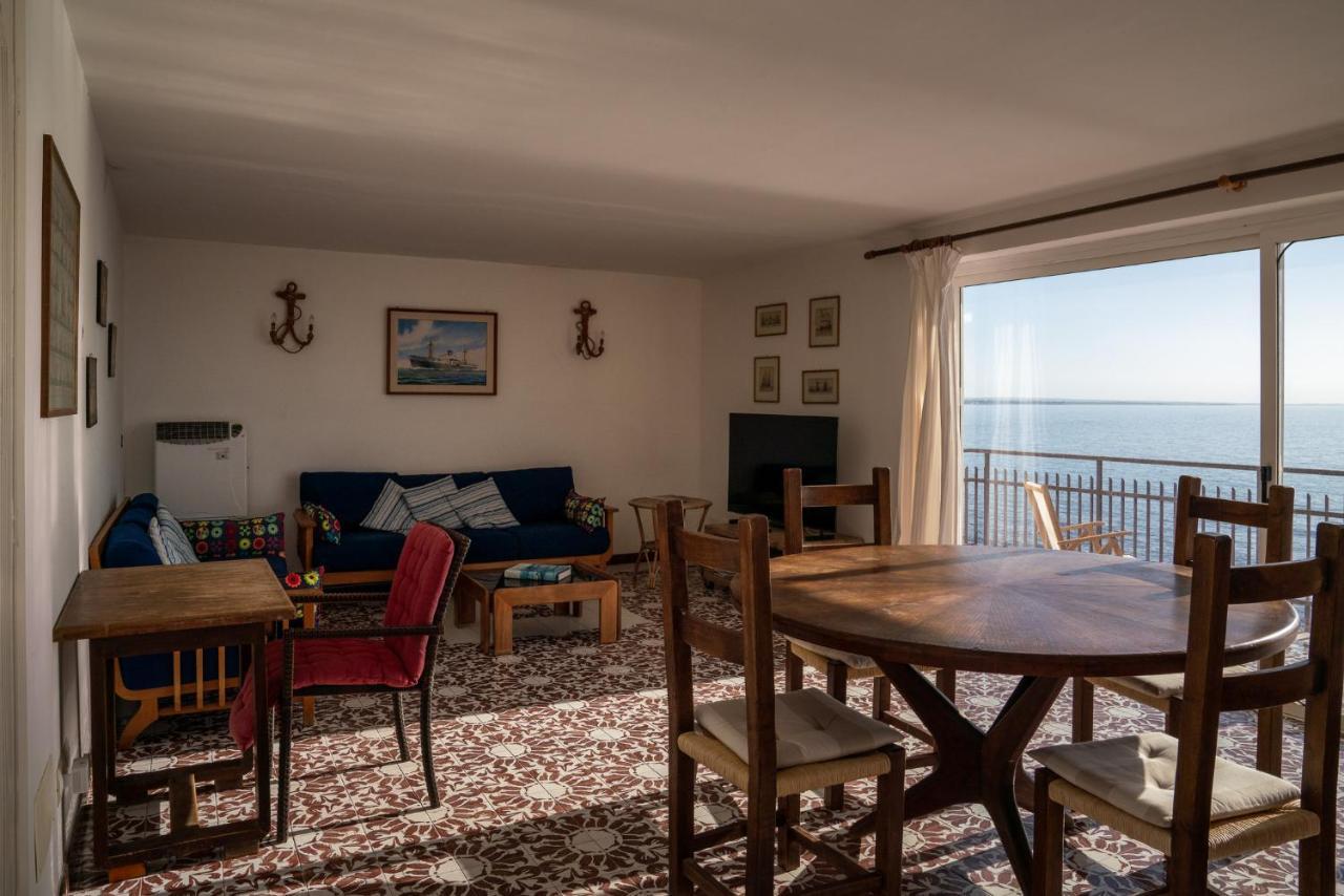 Be Your Home - Appartamento 4 Camere Sul Mare Scesa Al Mare Privata Санта Маринела Екстериор снимка