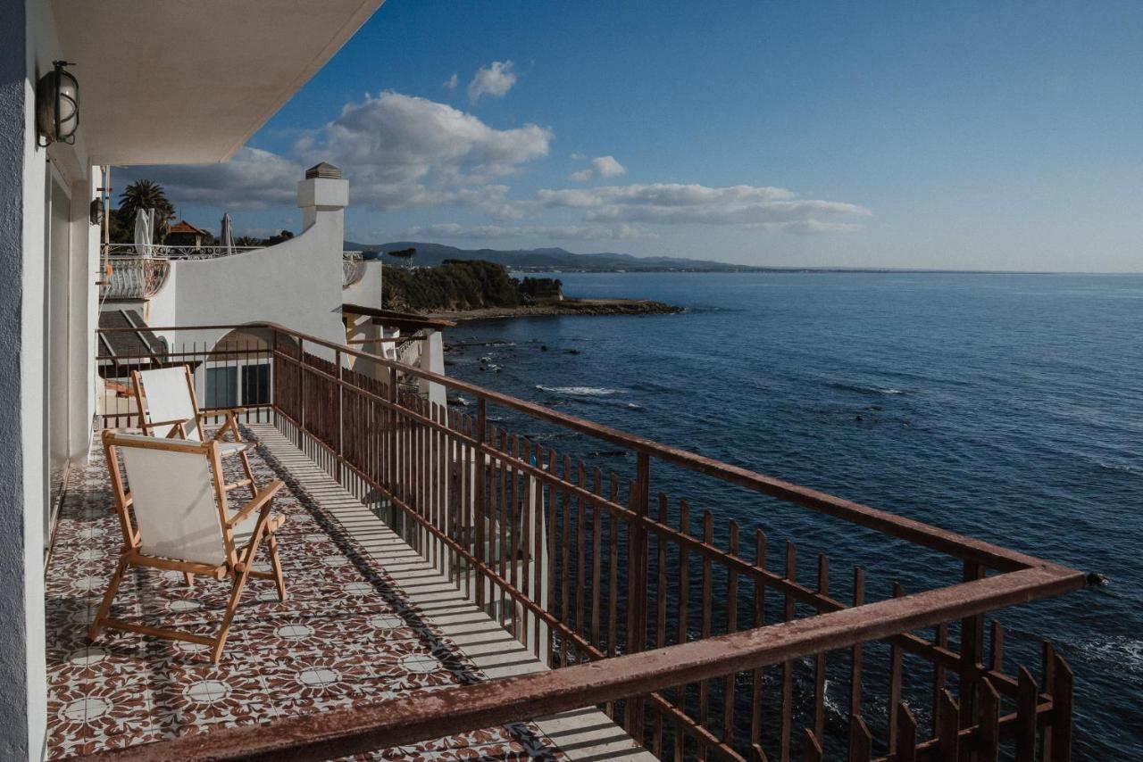Be Your Home - Appartamento 4 Camere Sul Mare Scesa Al Mare Privata Санта Маринела Екстериор снимка